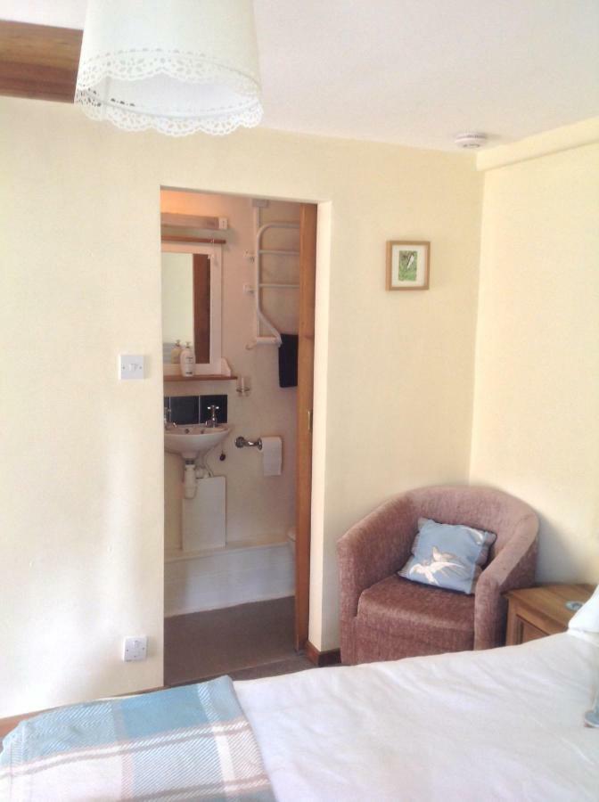 Double or Twin Room with Shower,851158553:JPEG