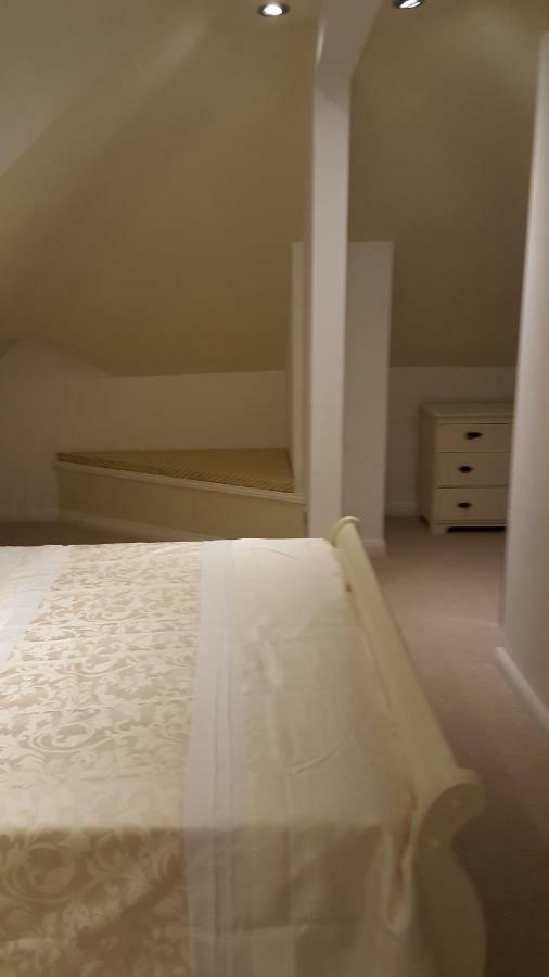 Double Room,141362220:JPEG