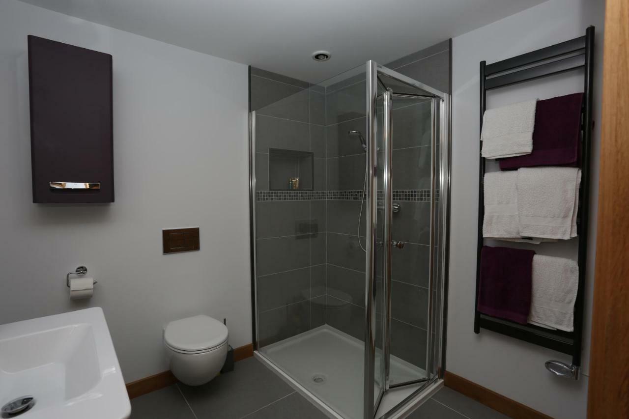Deluxe Double Room with Shower