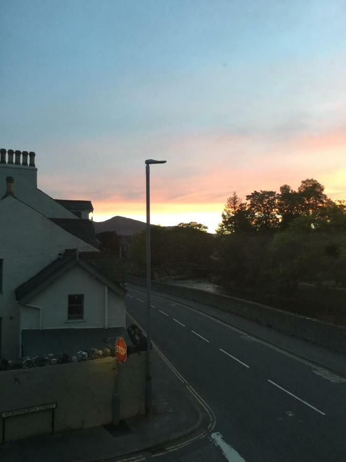 Standard Twin Room with Mountain View  (Shared Bathroom),860408798:JPEG