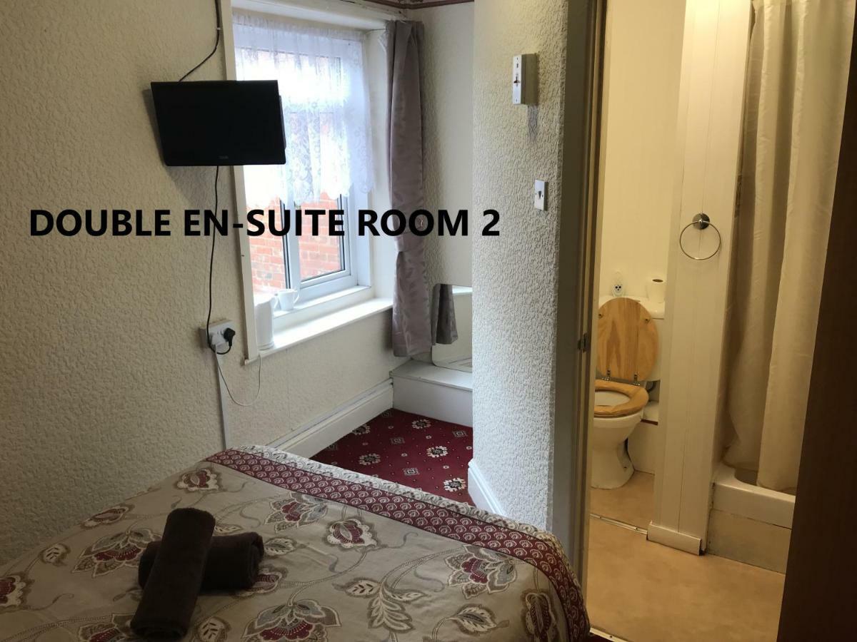 Double Room with Private Bathroom,862309865:JPEG