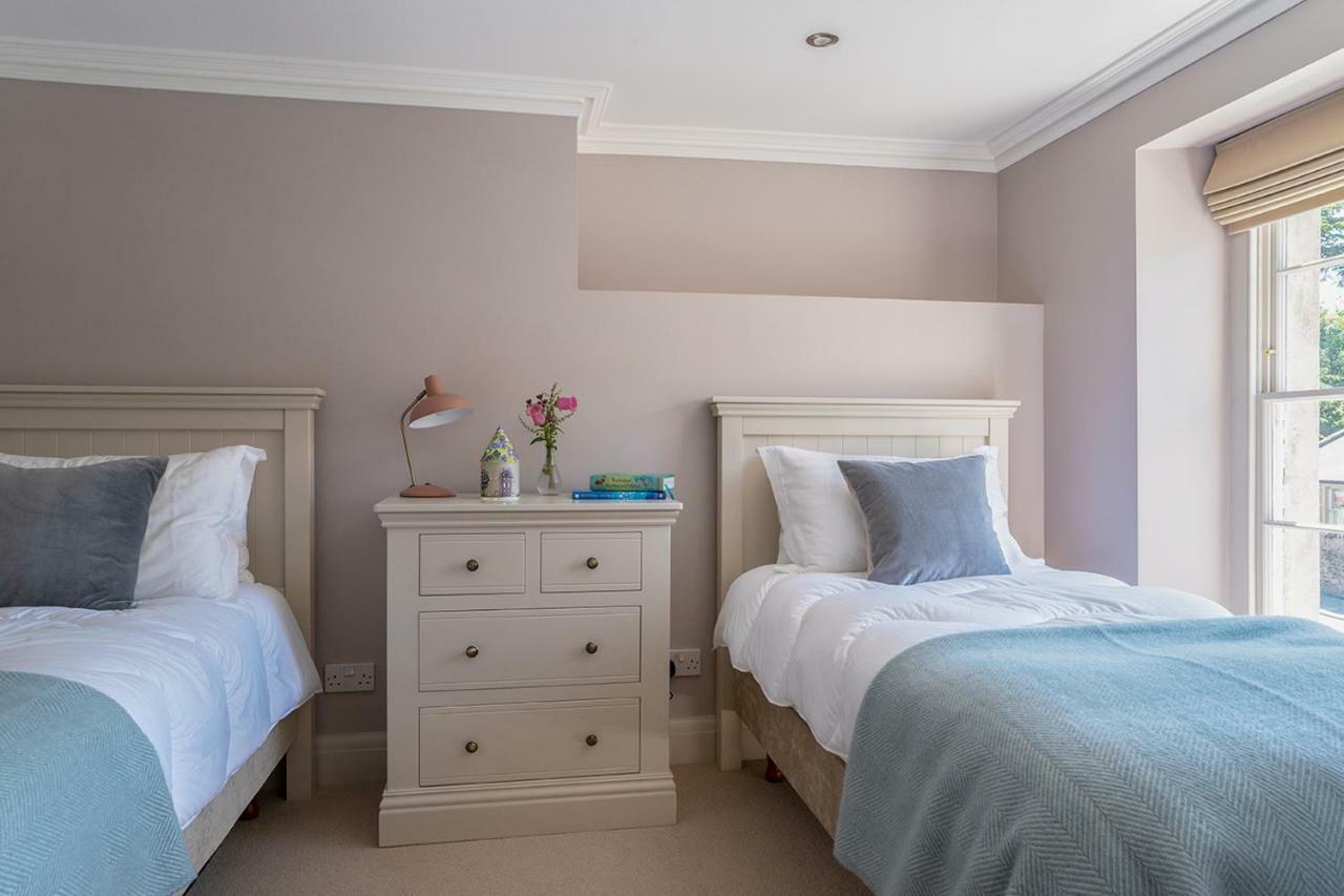 Deluxe Family Suite