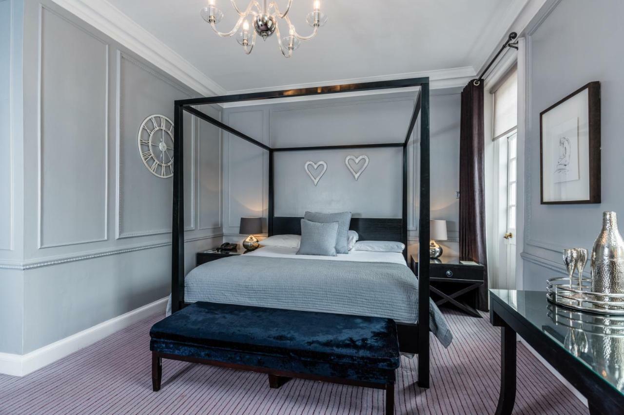 Deluxe Double Room,909819844:JPEG