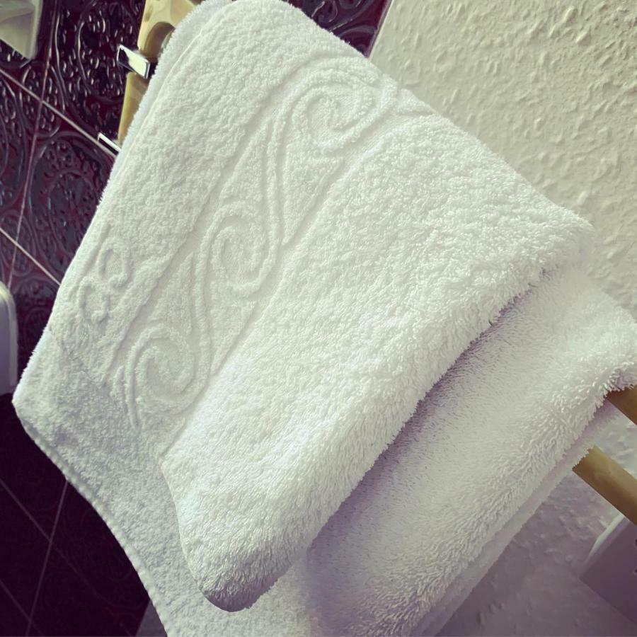 Single Room with External Bathroom,894170128:JPEG