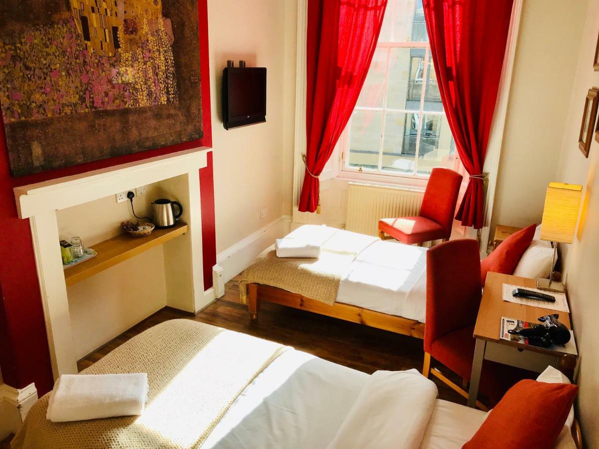 Twin Room with Shared Bathroom