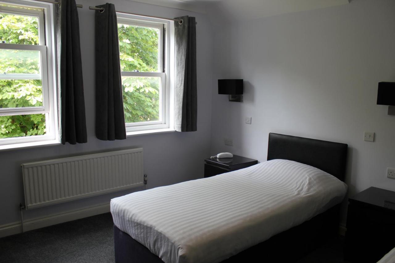 Standard Single Room,1142882632:JPEG