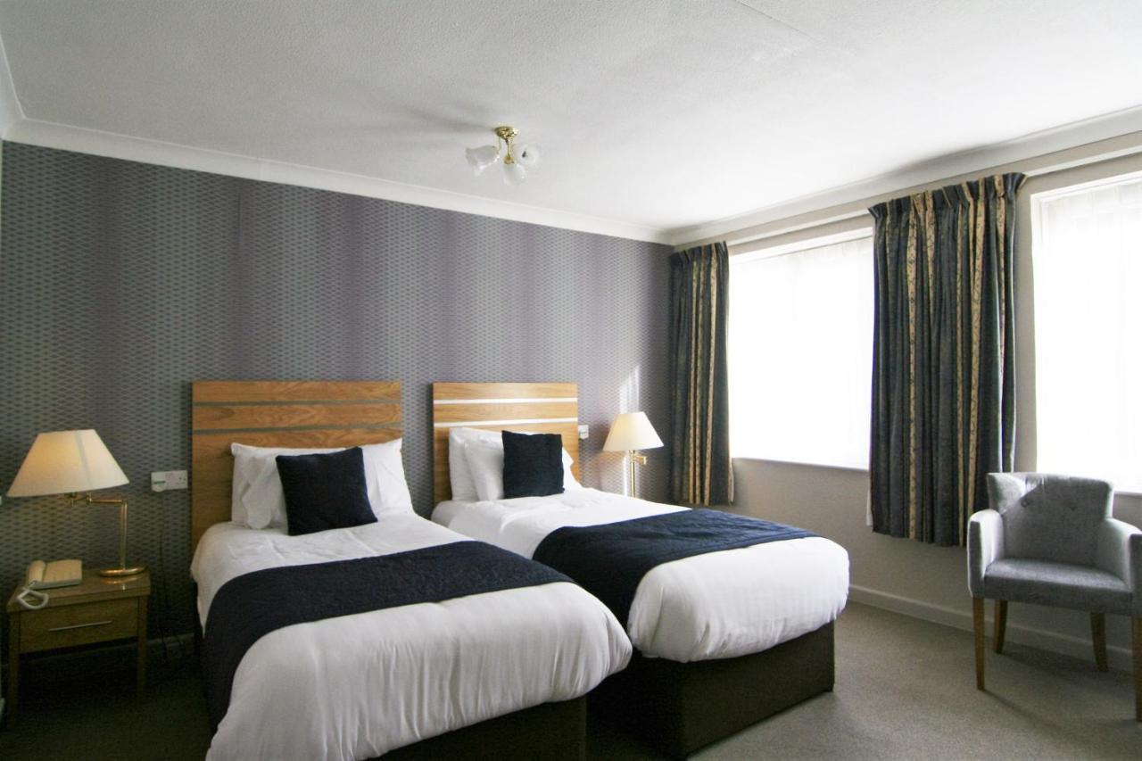 Twin Room with Inland View