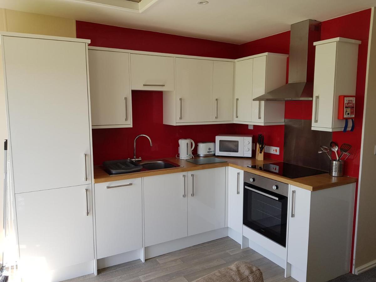 2 Bedroom Gold Chalet,942942847:JPEG