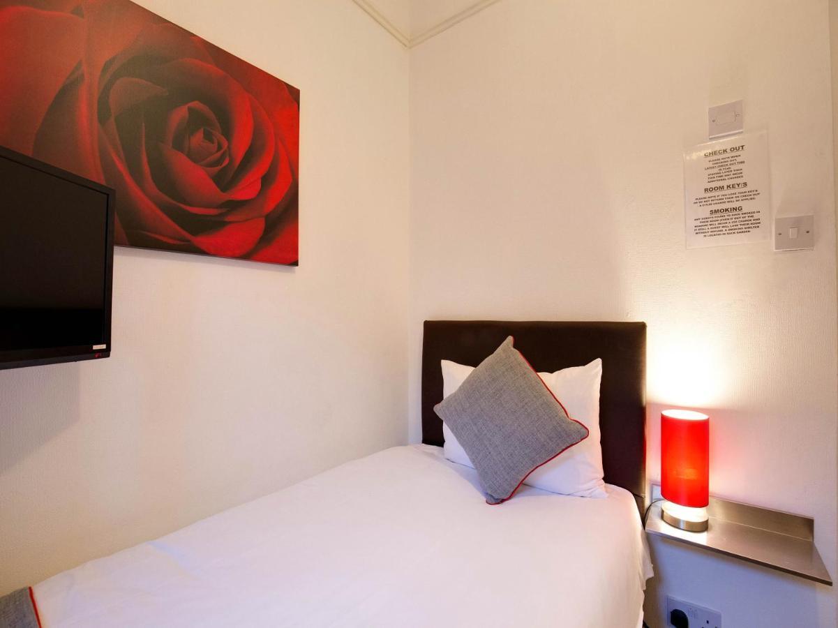 Single Room,951349891:JPEG