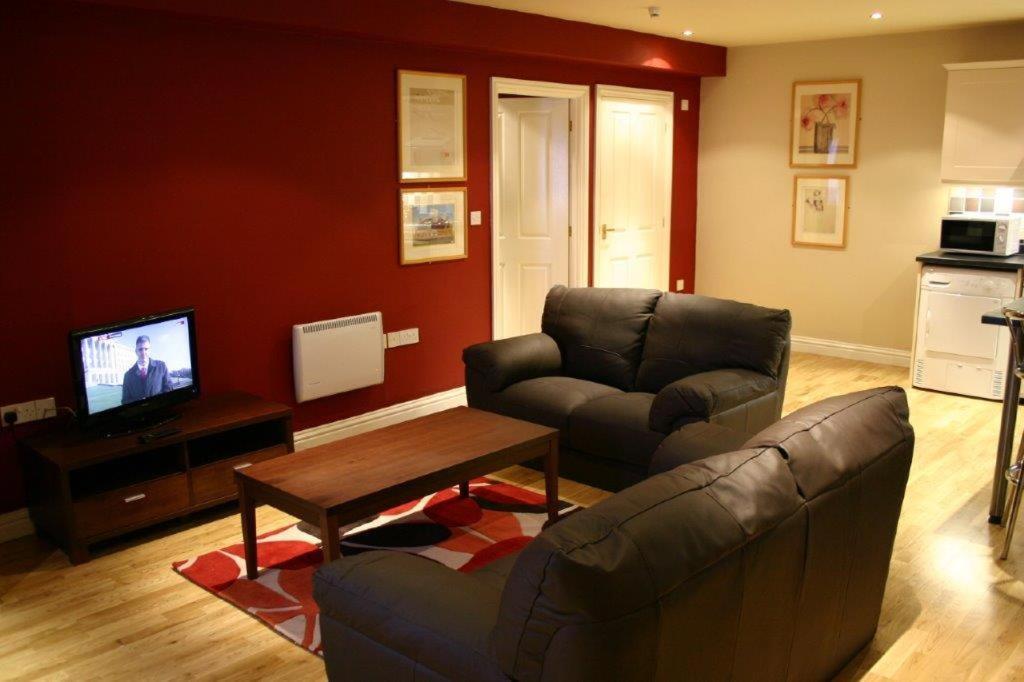 Two Room Apartment Suite - Non-Smoking