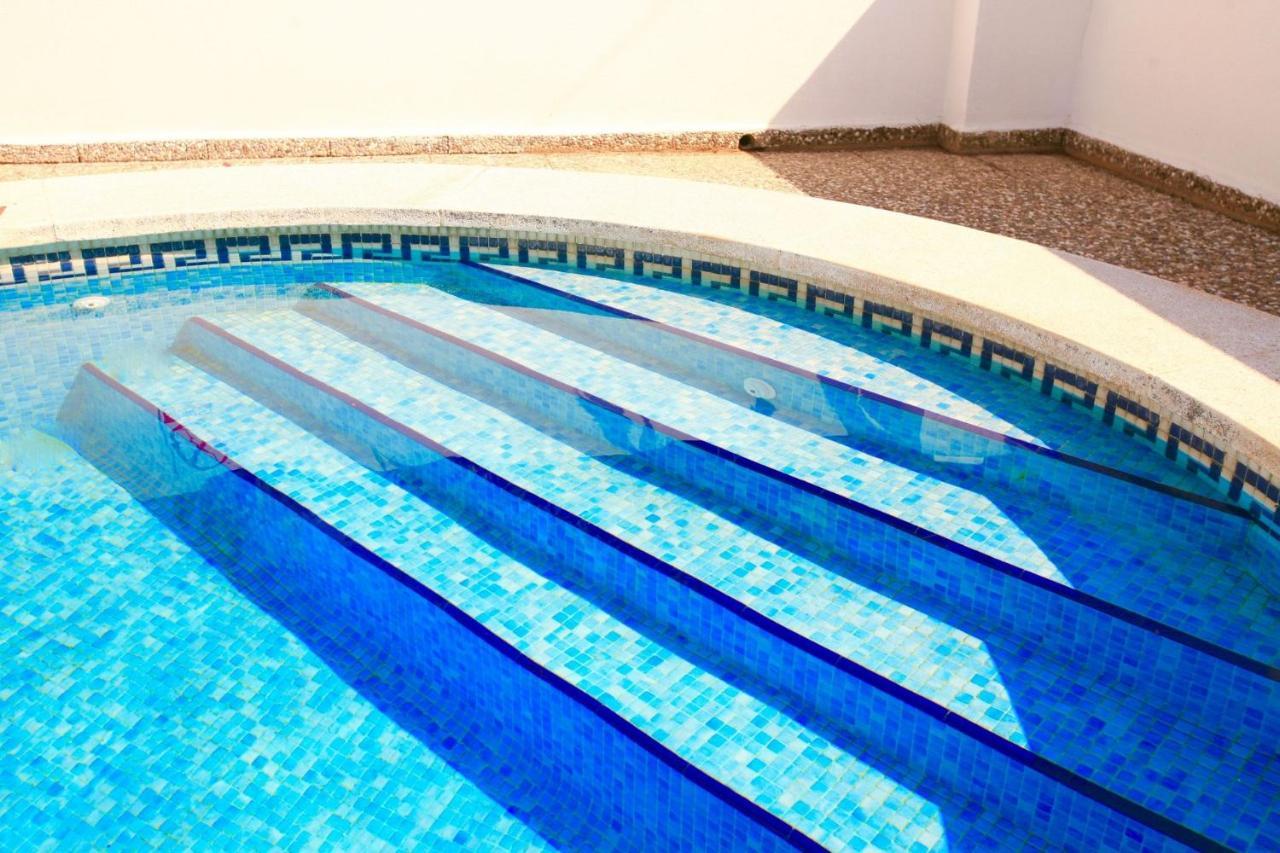 Brunel Self-catering Studio Apartment,994772509:JPEG