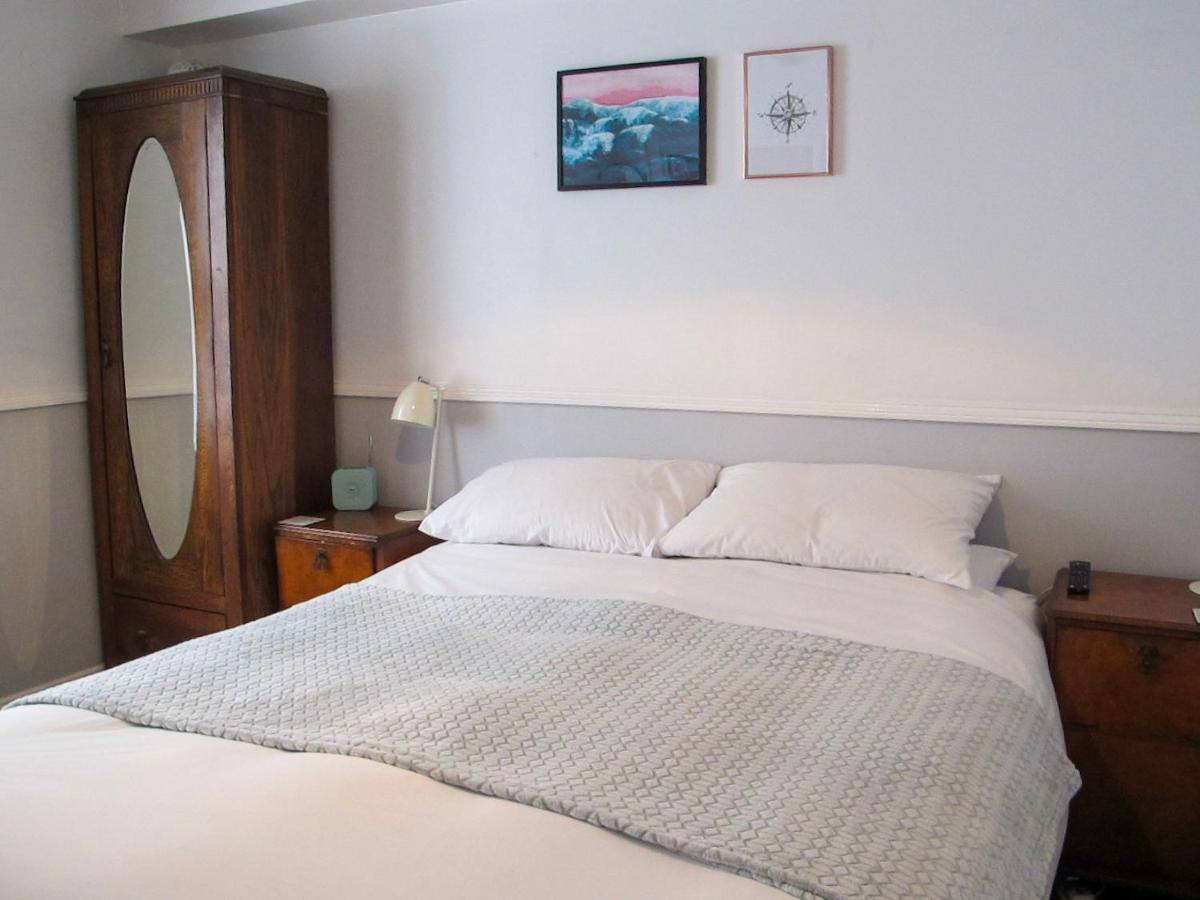 Double Room,967773061:JPEG