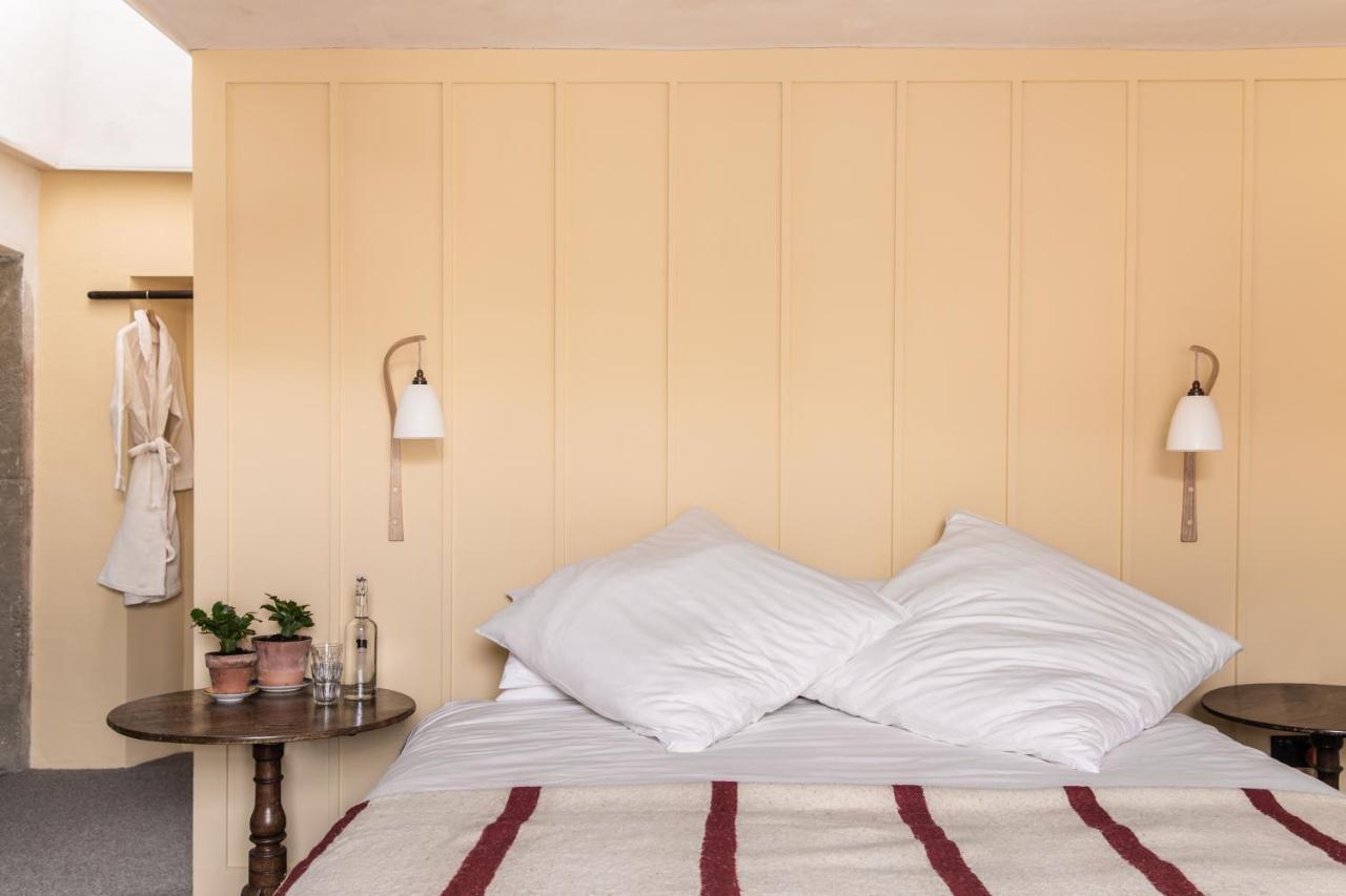 Deluxe Double or Twin Room,1010890039:JPEG