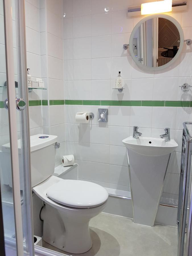 Superior Single Room,979615042:JPEG