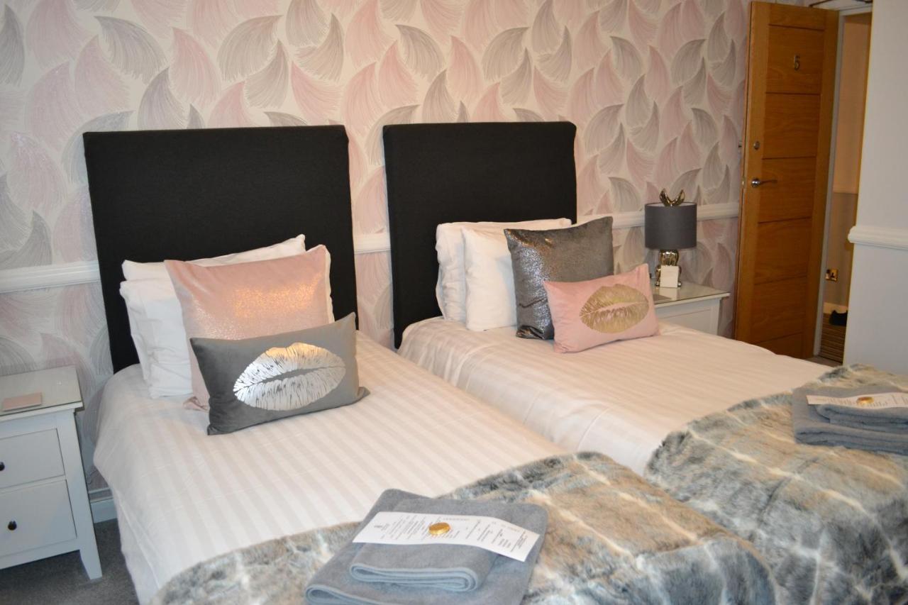 Twin Room,979755667:JPEG