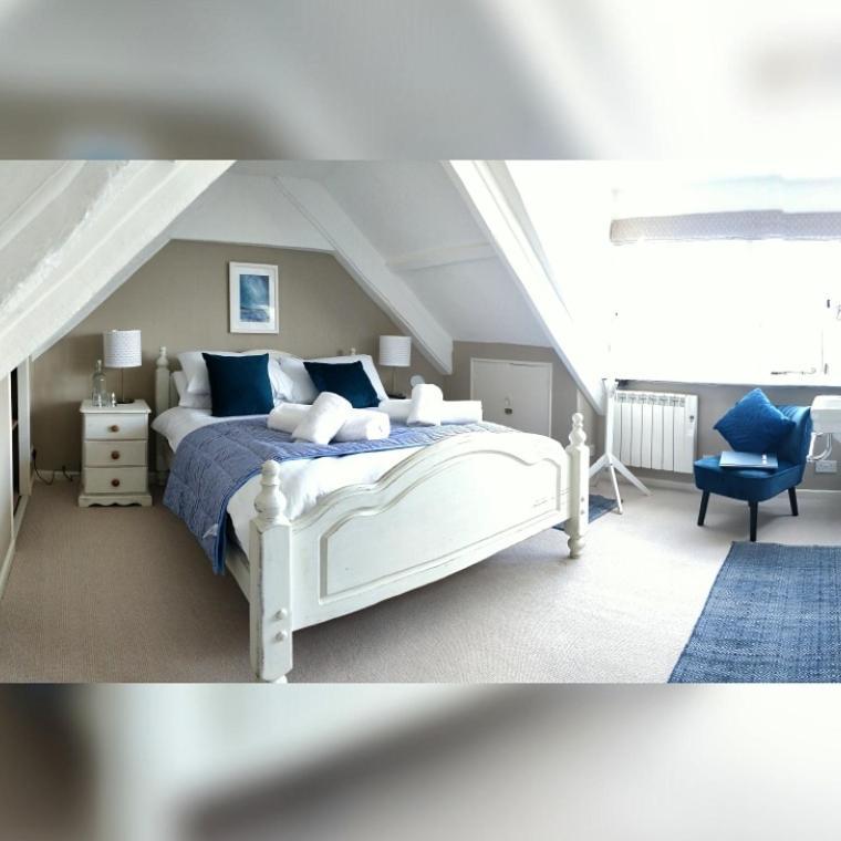 3rd Floor Double Room with Sea View,997967172:JPEG