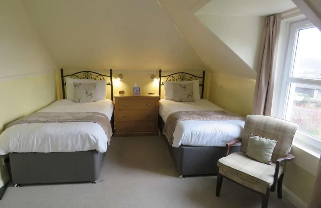 Duirinish Guest House-1