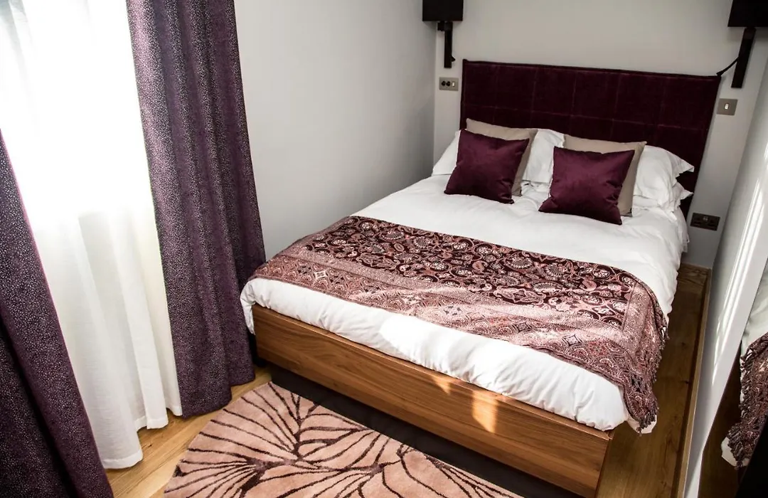 The Hugo - Hotel Concept Canterbury-1
