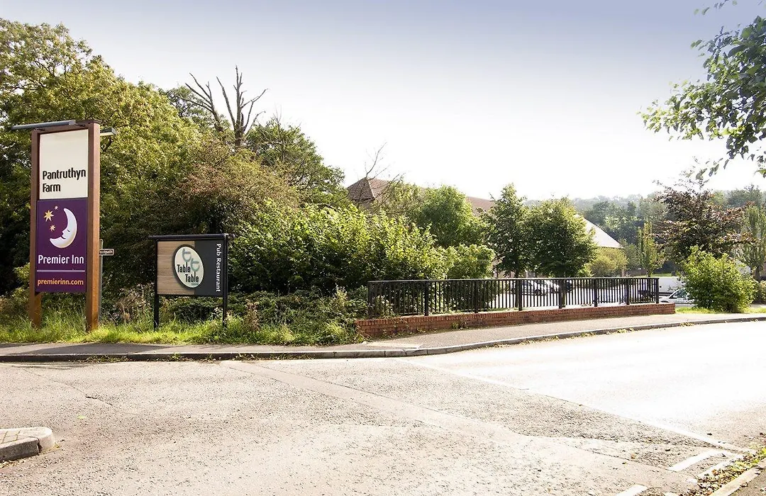 Premier Inn Bridgend - M4 J35-1