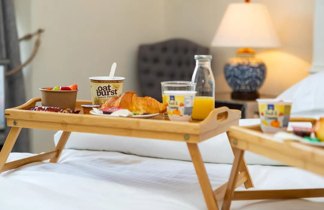 Chestnuts Guest House (Adults Only)-1