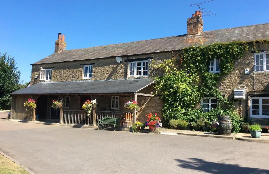 The Highwayman Hotel-1