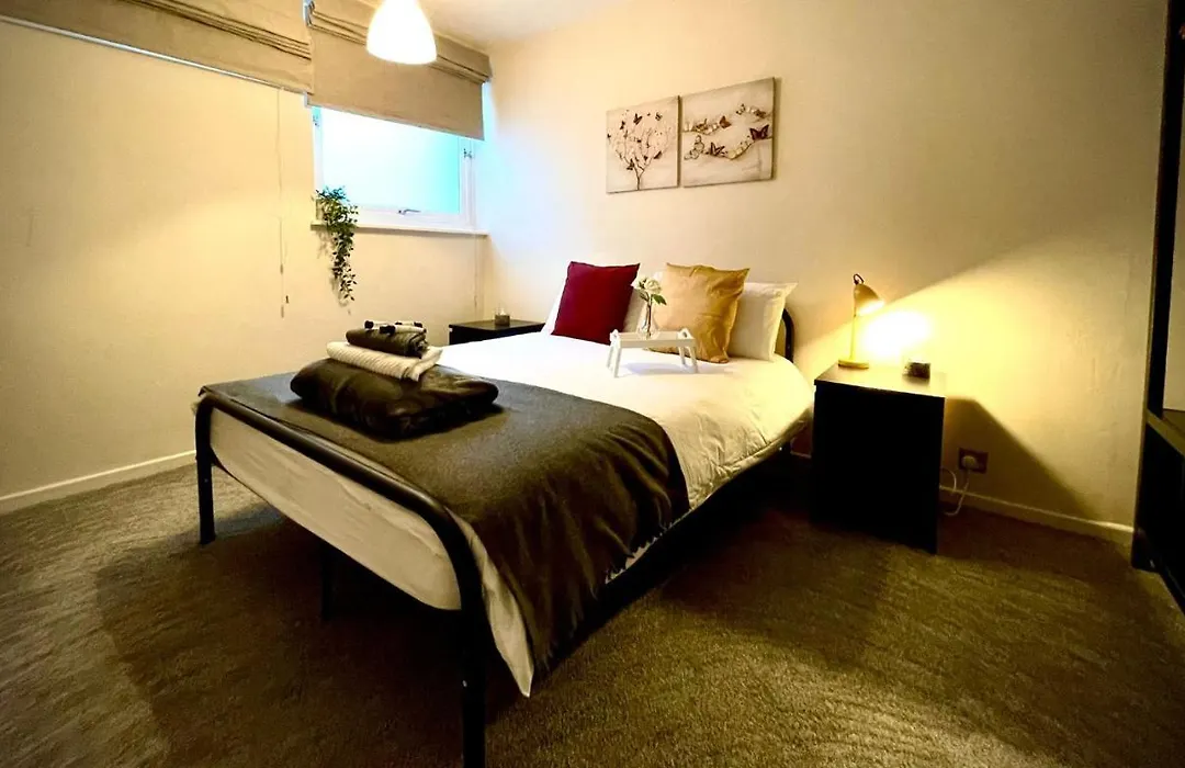 Boutique Apartment In Newcastle Upon Tyne-1