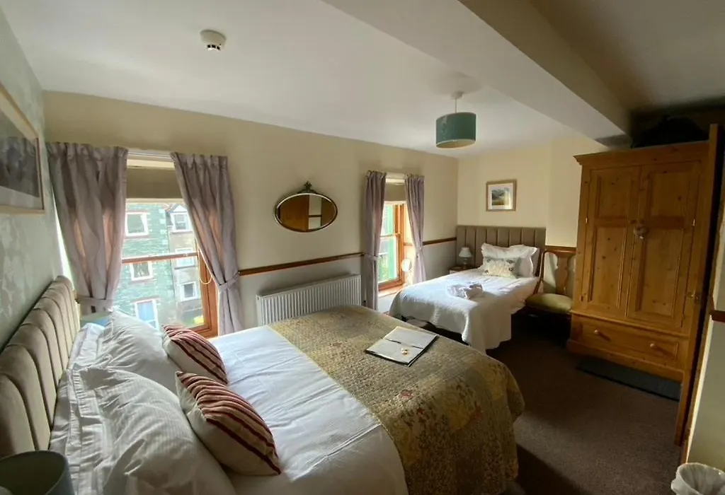 Rowan Tree Guest House-1