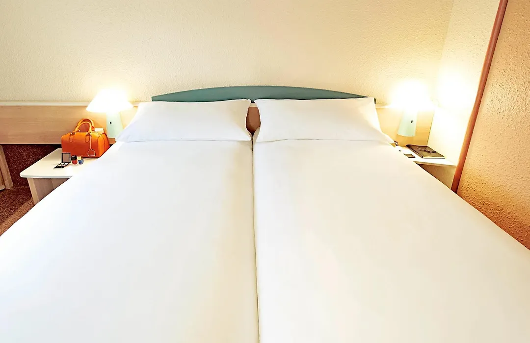 Ibis Gloucester-1