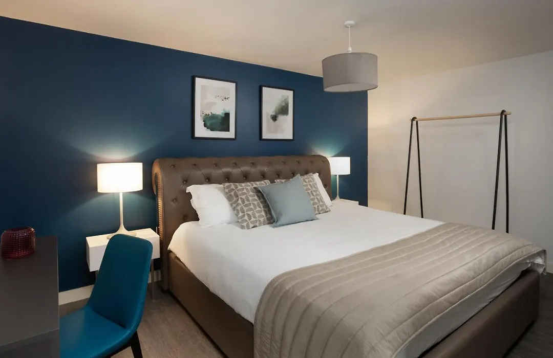 The Falcon Tap Boutique Inn-1