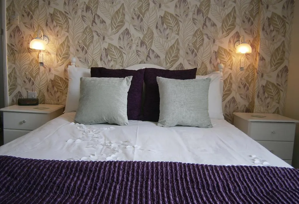 Seasons Guest House-1
