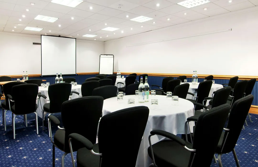 Hilton Birmingham Metropole Hotel-1