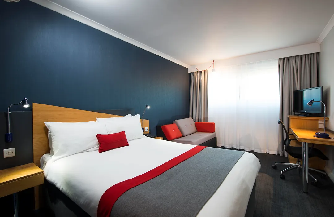 Holiday Inn Express East Midlands Airport By Ihg-1