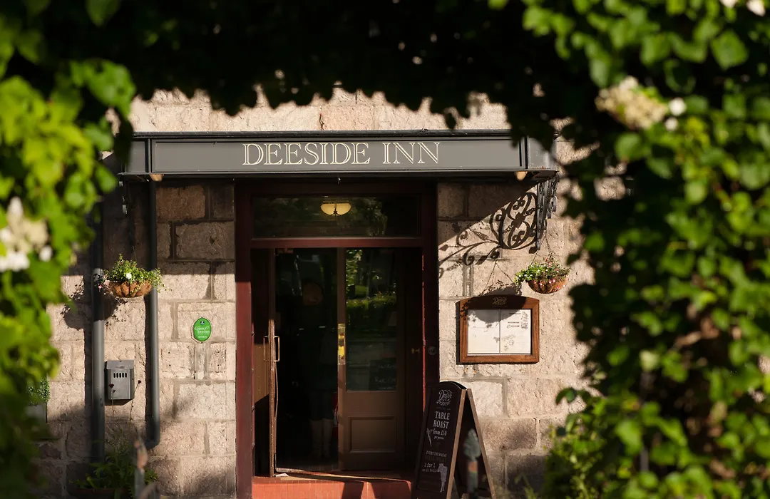 Balmoral Arms-1