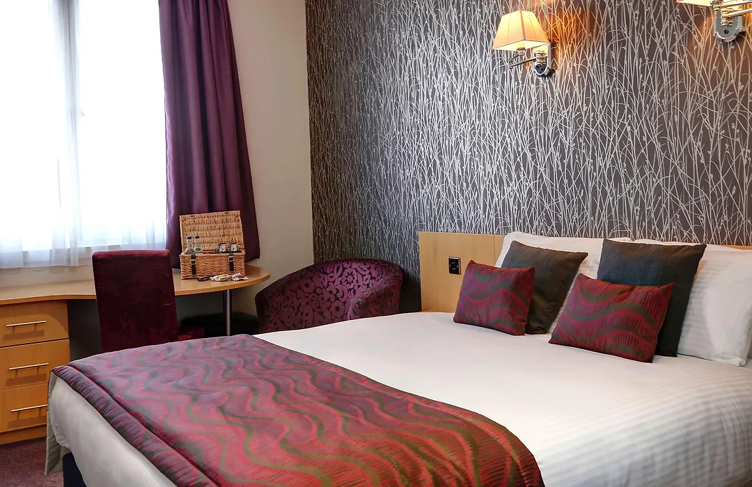 Sure Hotel By Best Western Aberdeen-1