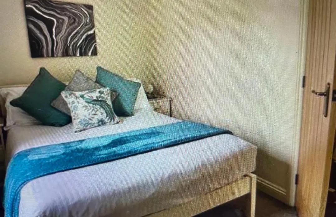 The Paddock Guest House-1