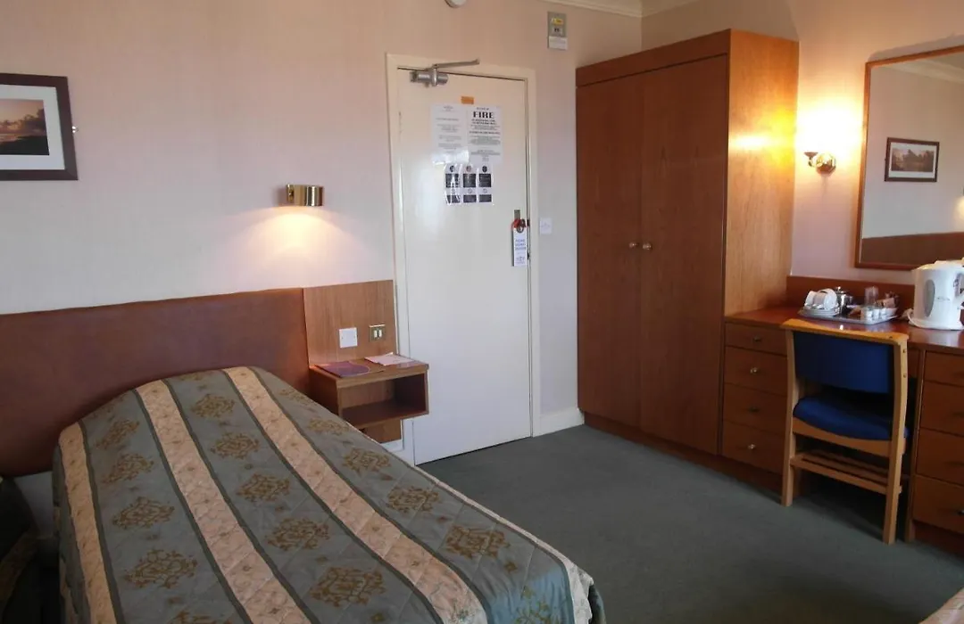 County Hotel-1