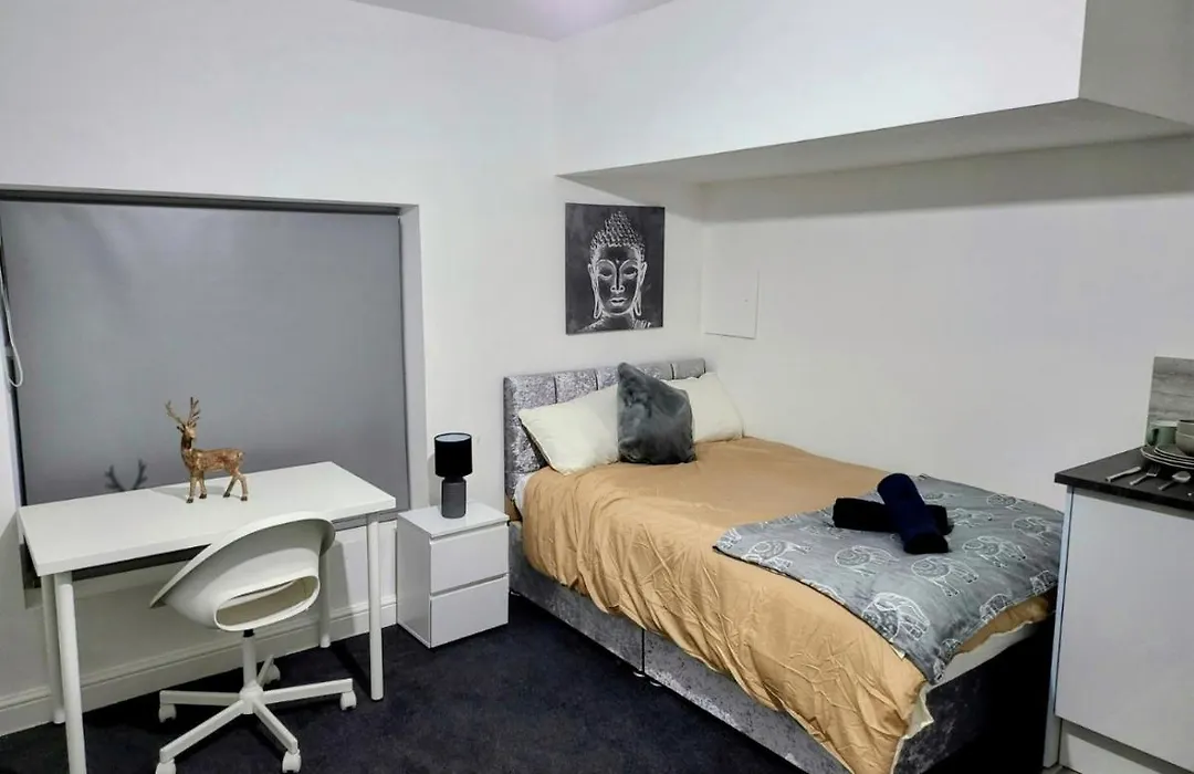 Easy Living Nottingham - Burns Street-1