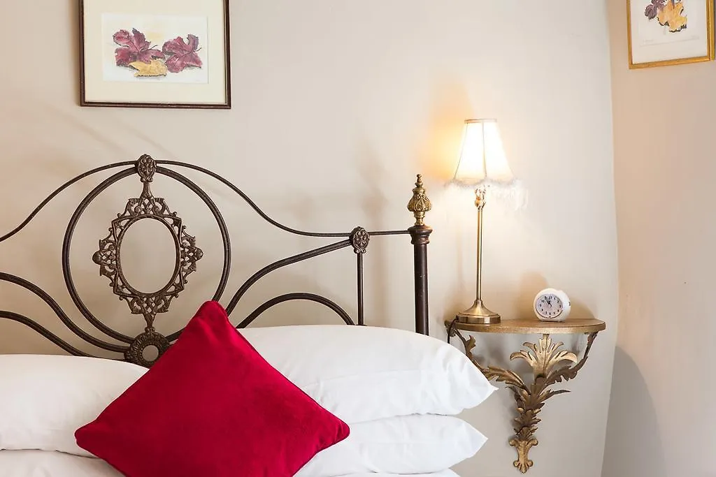 White Hart Hotel-1