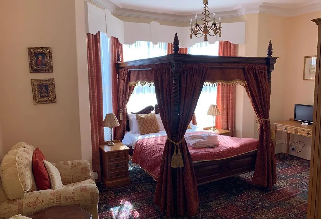 The Redcliffe Hotel-1