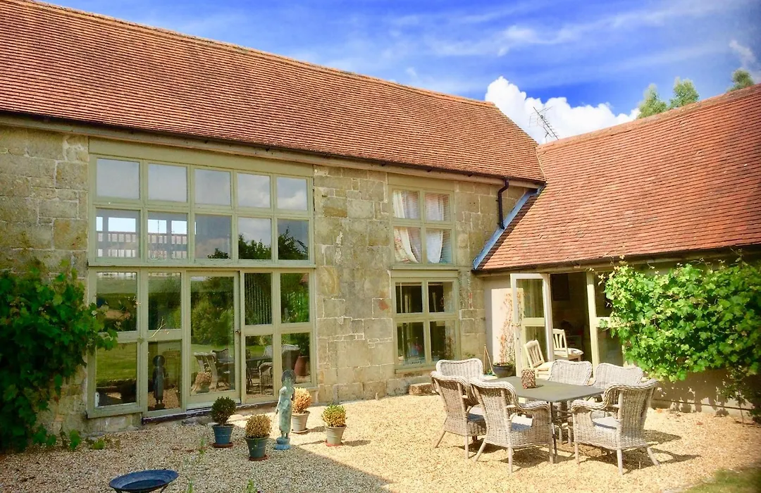 Luxurious, Fabulous, Fun, Contemporary Suite In Retreat Centre-1