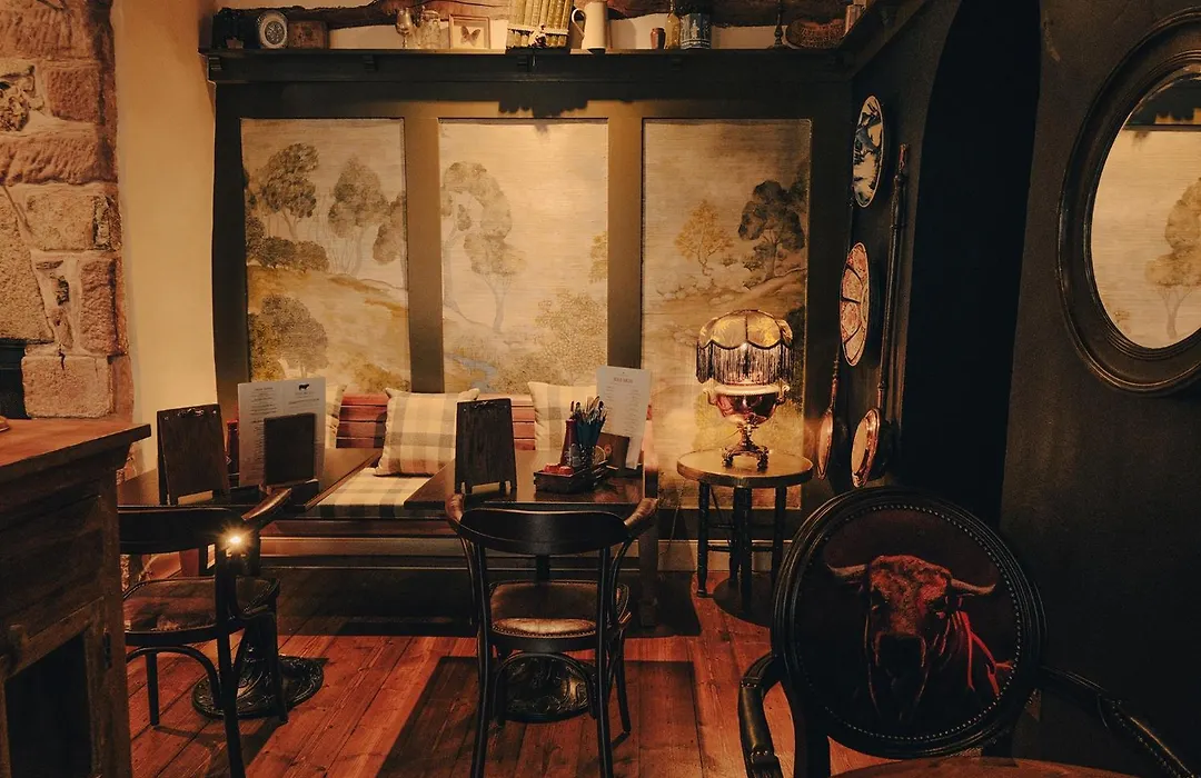 The Bull And Townhouse, Beaumaris- The Inn Collection Group-1