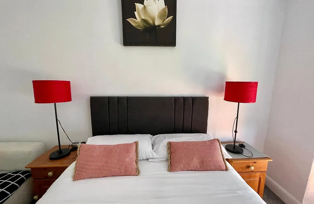 Golden Triangle Rooms-1