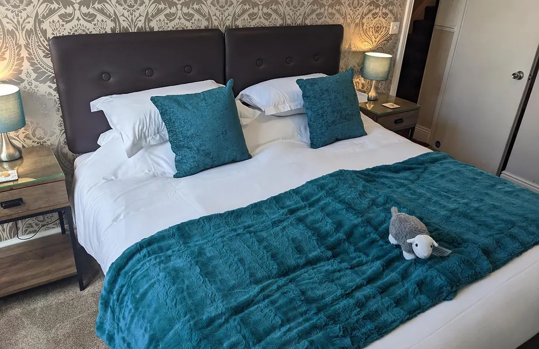 Avondale Guest House-1