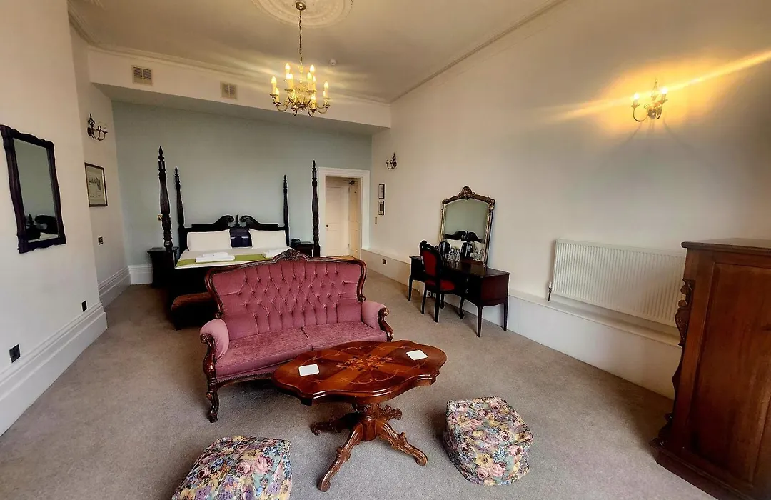 Keppels Head Hotel-1