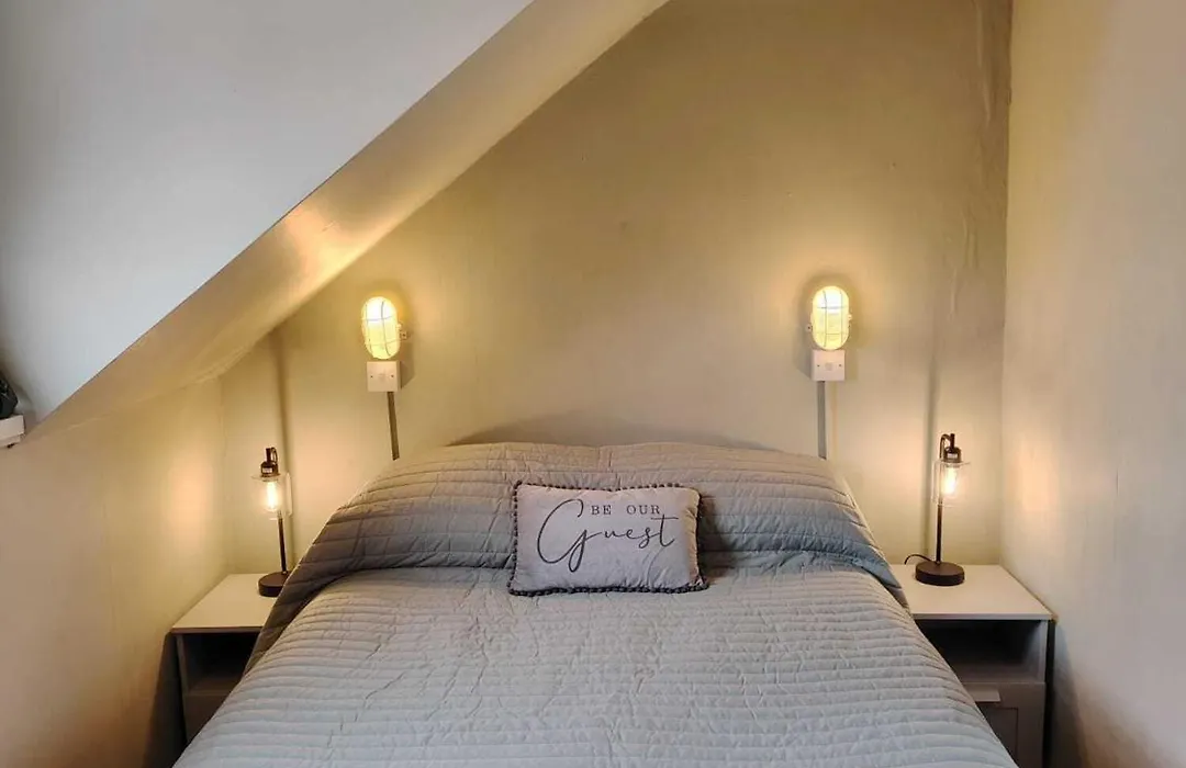 Greenlands Guest House-1