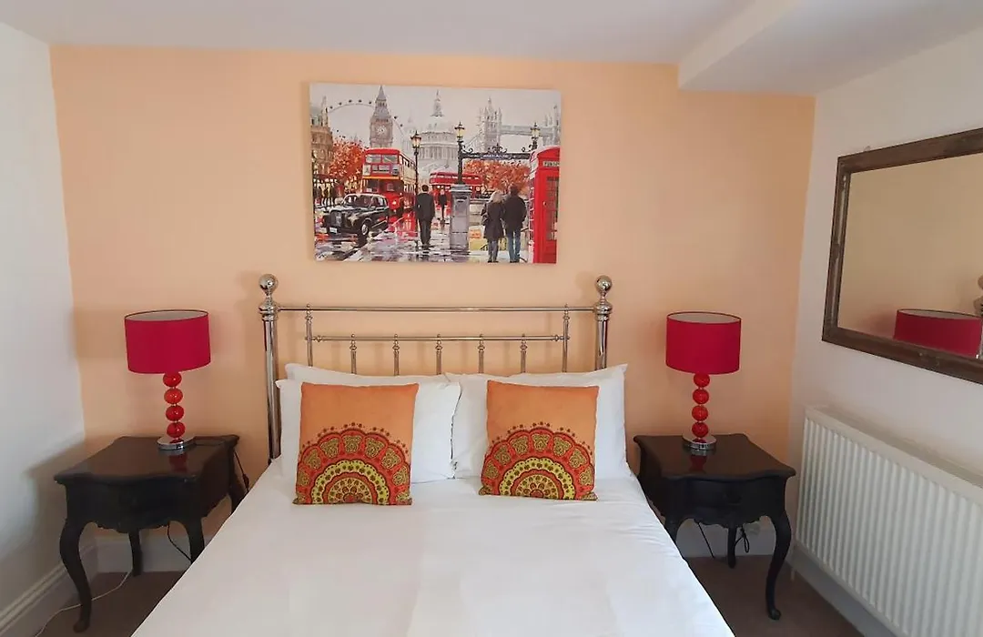 Grand Pier Guest House-1