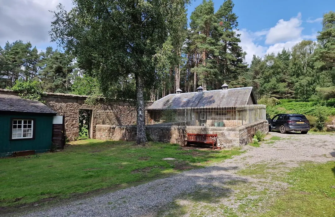 Cambus O' May Traditional Highland Hotel-1
