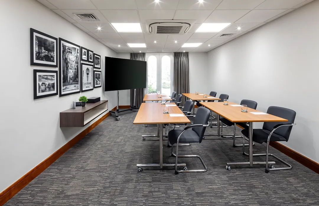 Holiday Inn Gloucester - Cheltenham By Ihg-1