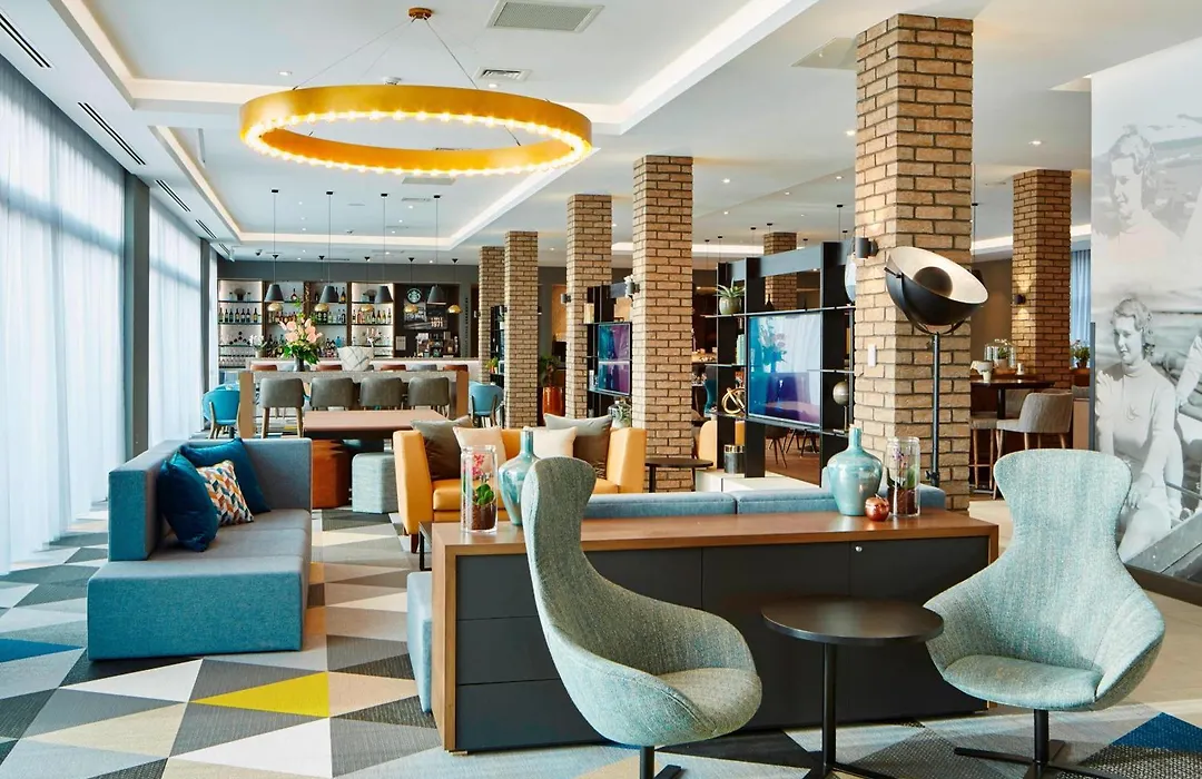 Courtyard By Marriott Oxford South-1