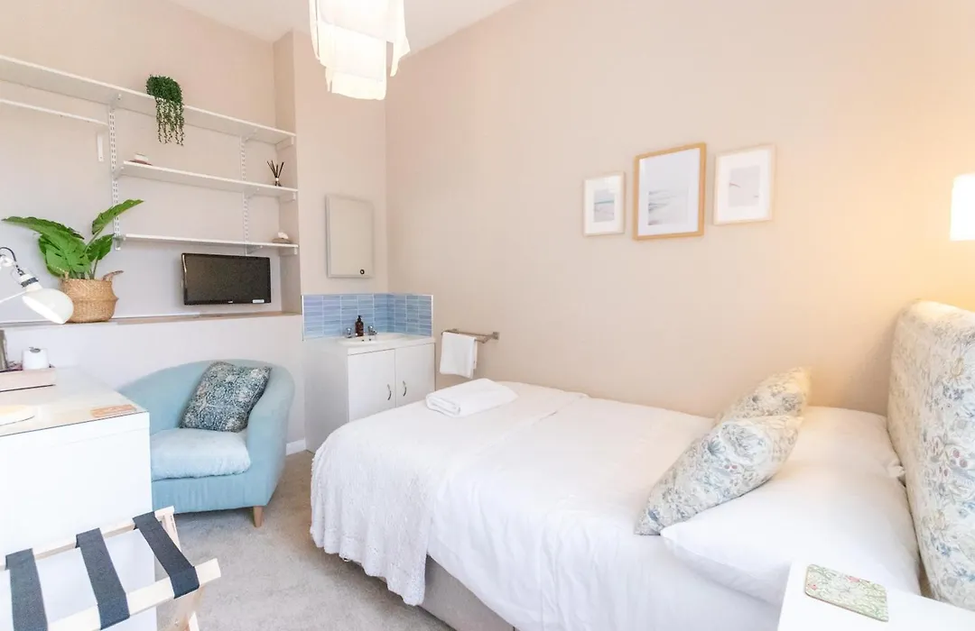 Poole Park House-1